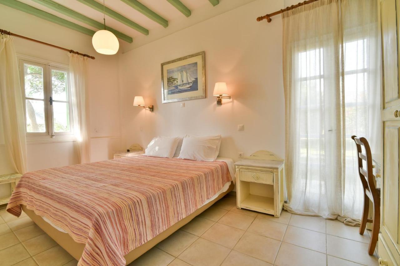 Golden Beach Studios & Suites Tinos Ngoại thất bức ảnh